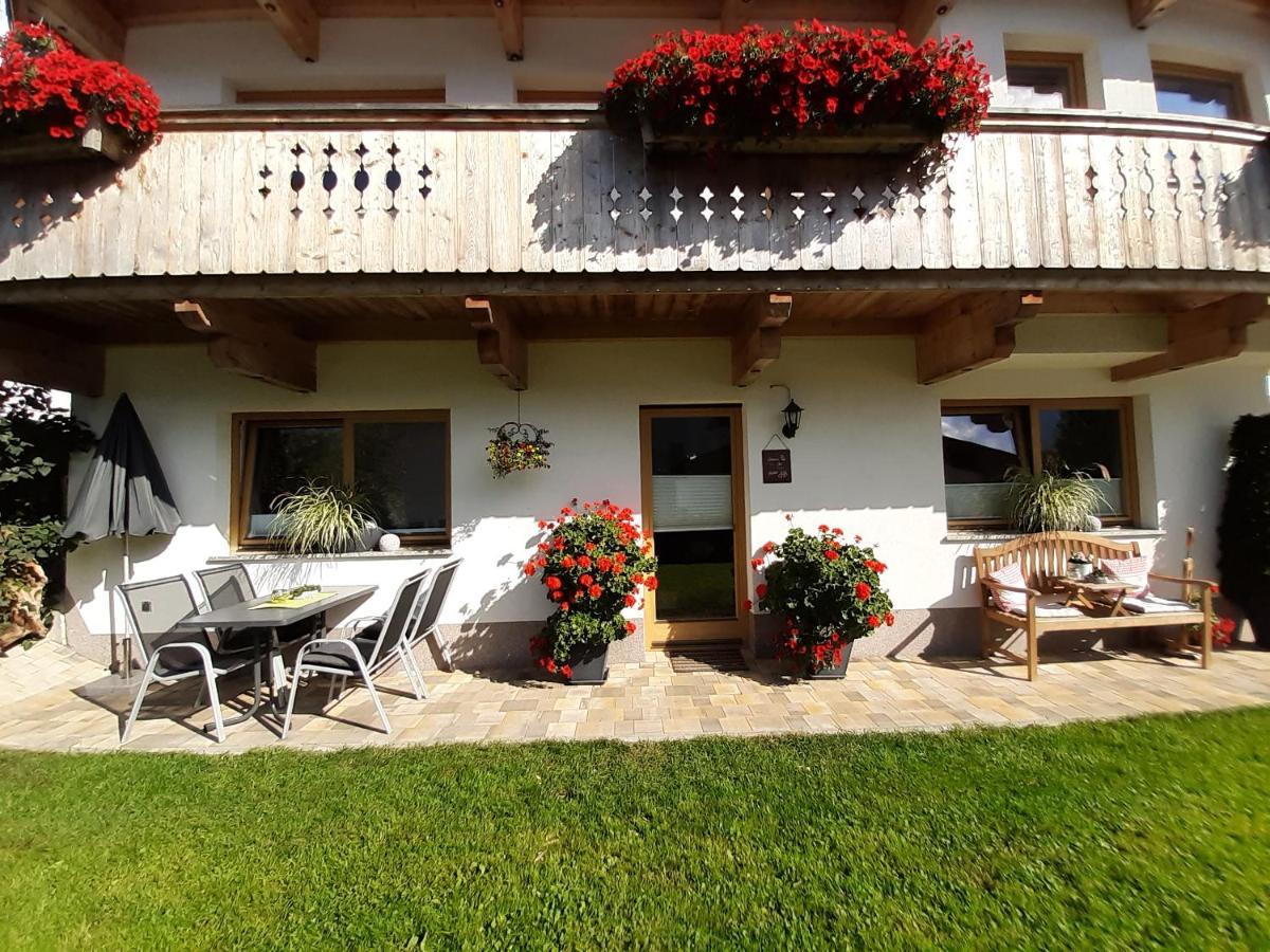 Haus Roland Apartment Цел ам Цилер Екстериор снимка